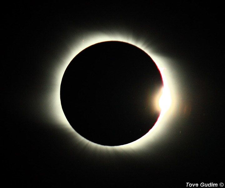 Photo of total solar eclipse 2008